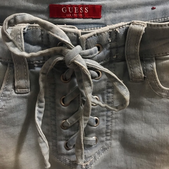 Guess Skirt - Picture 1 of 3